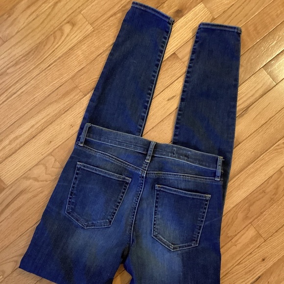 GAP TRUE SKINNY SOFT MID WEIGHT JEAN - EXCELLENT CONDITION - RICH INDIGO BLUE - Picture 5 of 8